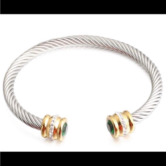 Zircon - Picture 2 of 4